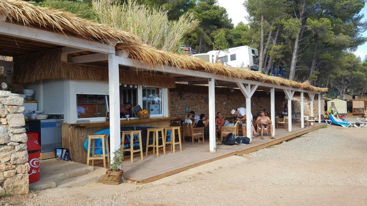Camping Aloa Bol Kültér fotó