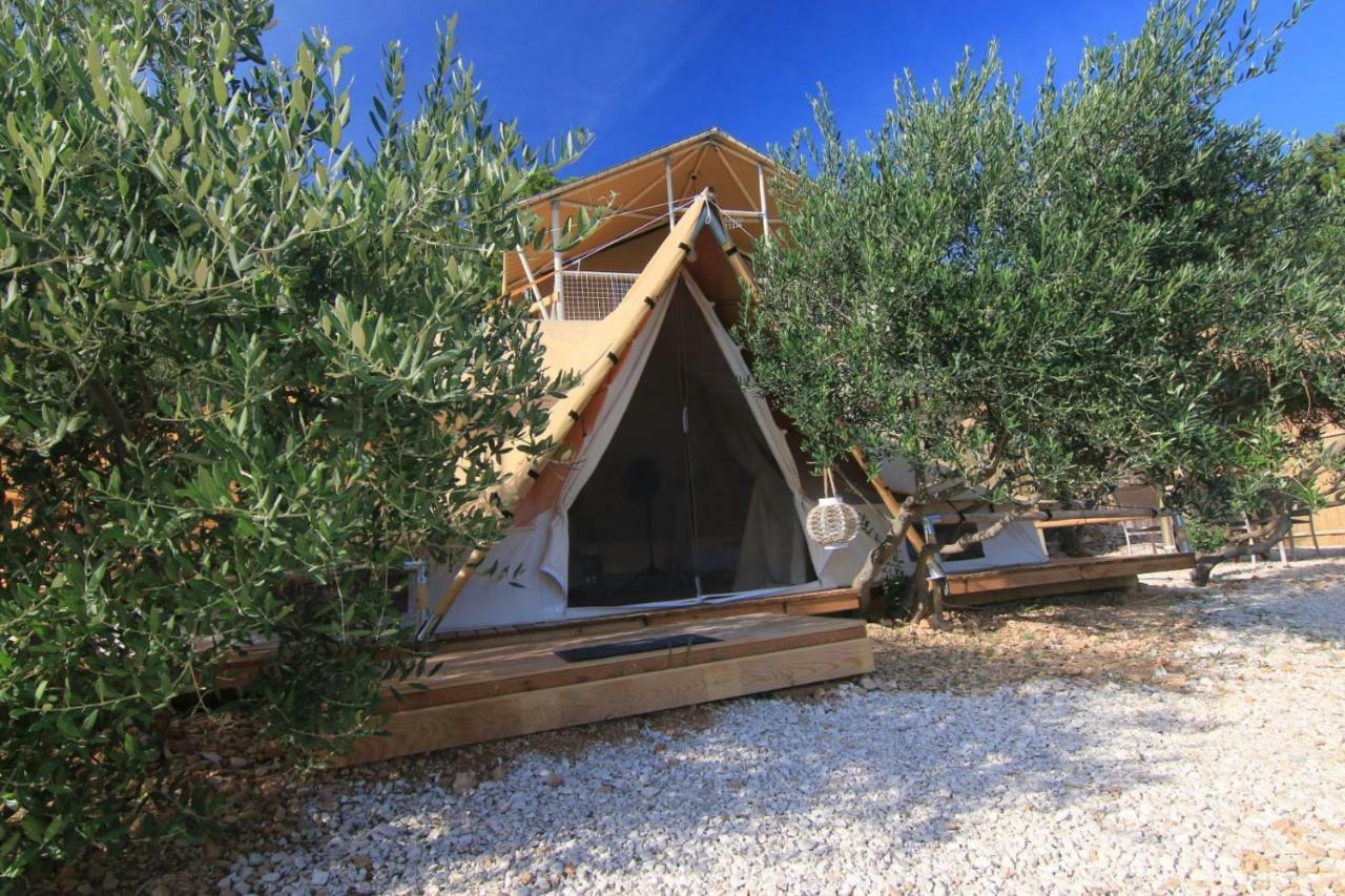 Camping Aloa Bol Kültér fotó